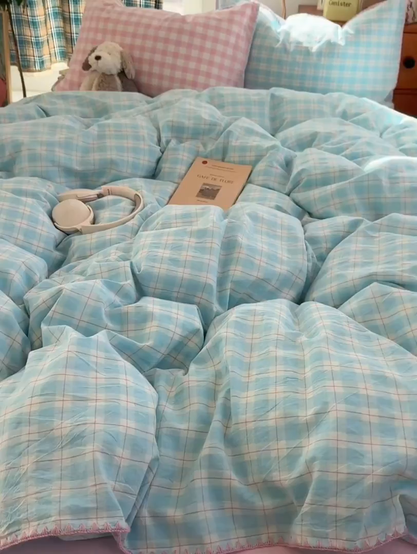 91家纺网 家纺一手货源 找家纺 桃子家居 2026新款A类纯棉色织水洗棉韩系奶油撞色格子三角针贝壳边工艺四件套系列 棉三角针-薄荷桃桃