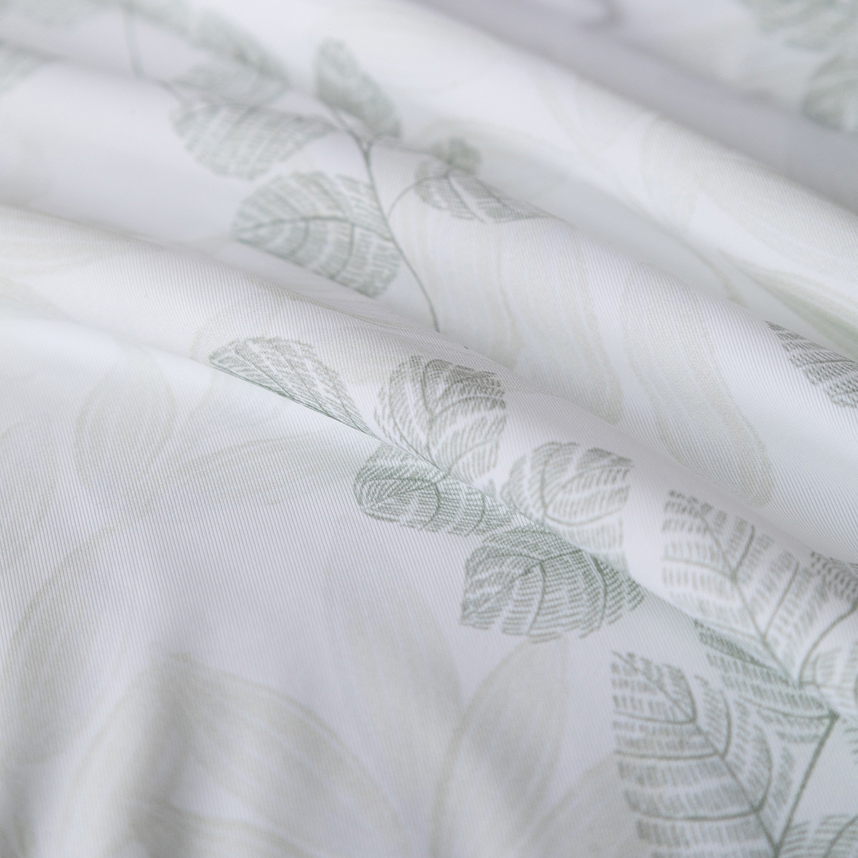 91家纺网 家纺一手货源 找家纺 亿莱鑫 2026新款数码印花凉感丝夏被 摇曳