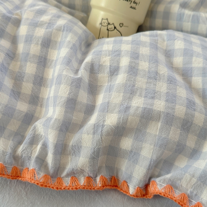 91家纺网 家纺一手货源 找家纺 桃子家居 2026新款A类纯棉色织水洗棉韩系奶油撞色格子三角针贝壳边工艺四件套系列 棉三角针-海盐橘子