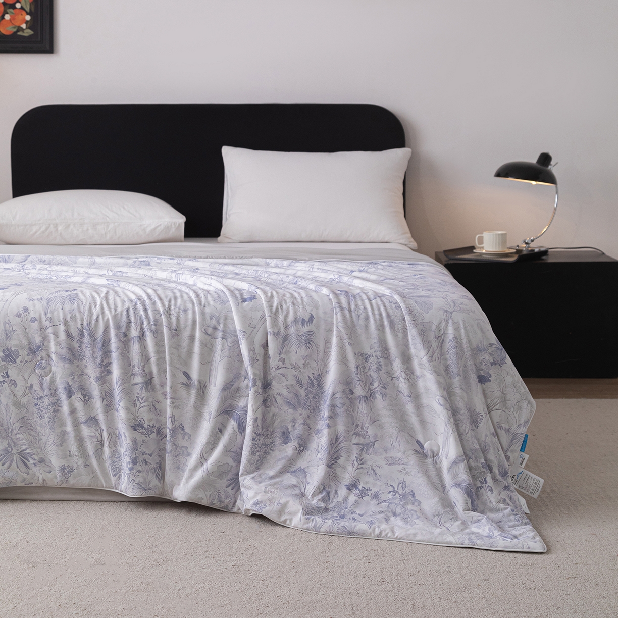 91家纺网 家纺一手货源 找家纺 亿莱鑫 2026新款数码印花凉感丝夏被 雨林奇境