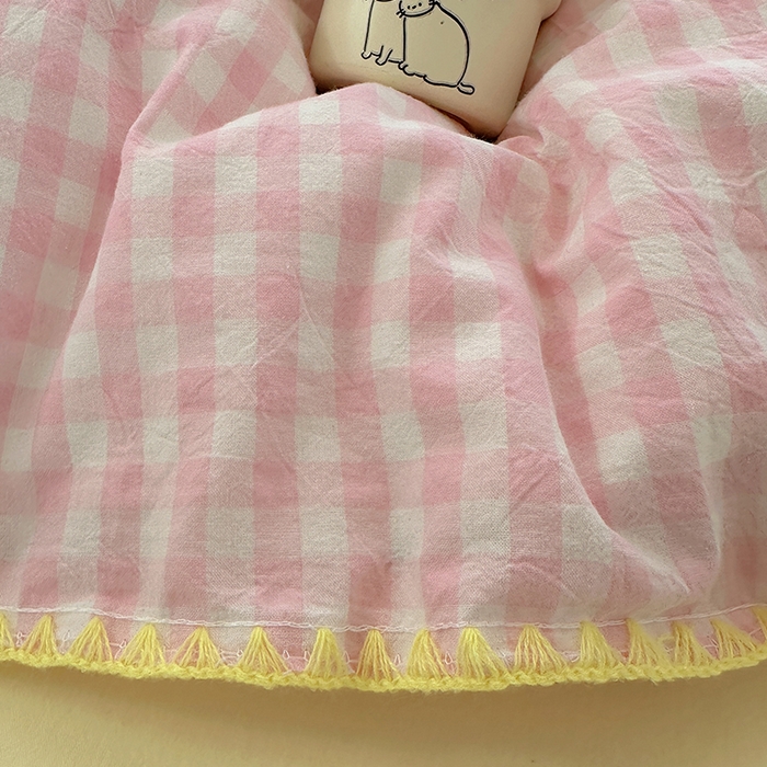 91家纺网 家纺一手货源 找家纺 桃子家居 2026新款A类纯棉色织水洗棉韩系奶油撞色格子三角针贝壳边工艺四件套系列 棉三角针-蜜桃奶酥