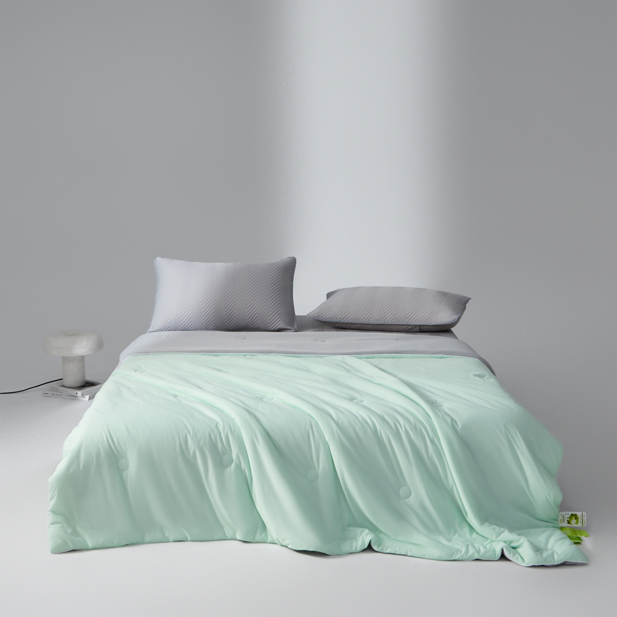 91家纺网 家纺一手货源 找家纺 吾诺家居 2026新款冰爽系列-凉感丝夏被四件套 豆绿