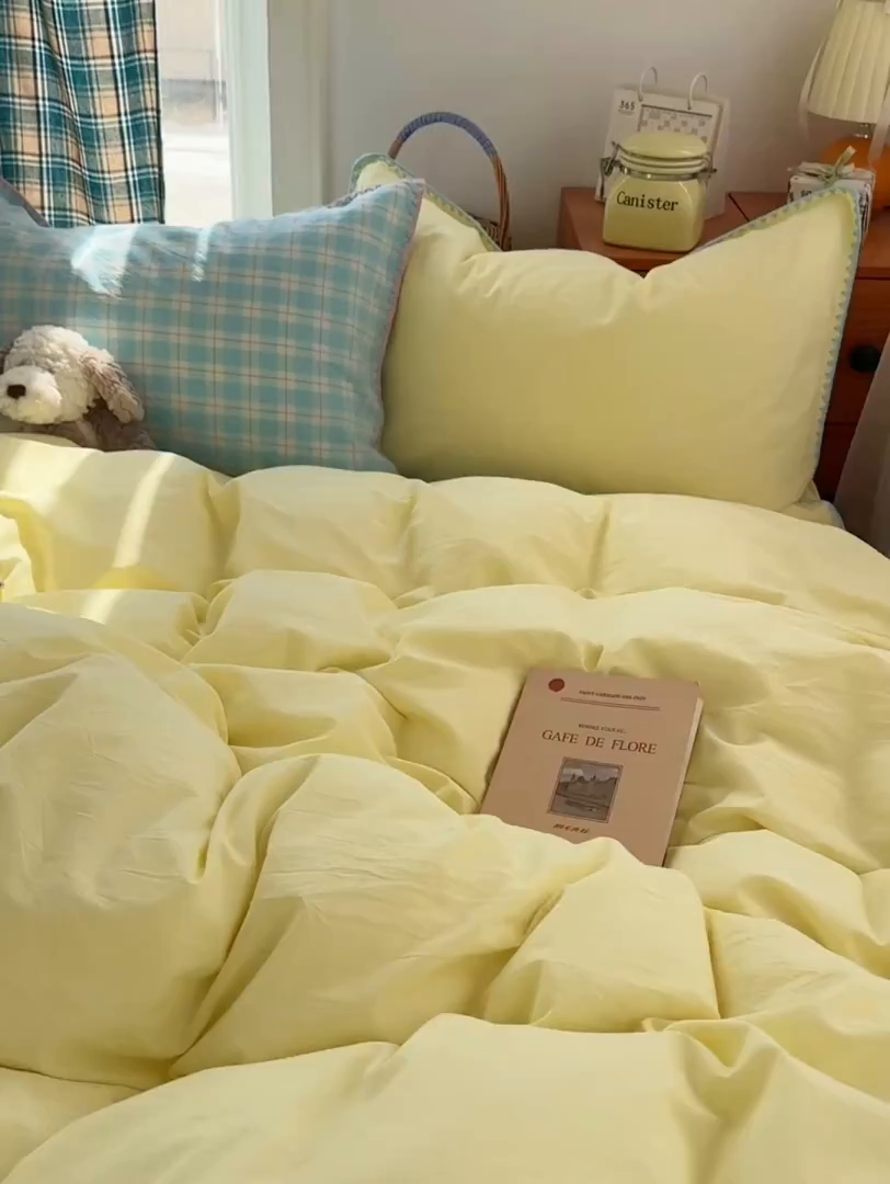 91家纺网 家纺一手货源 找家纺 桃子家居 2026新款A类纯棉色织水洗棉韩系奶油撞色格子三角针贝壳边工艺四件套系列 棉三角针-奶黄青提