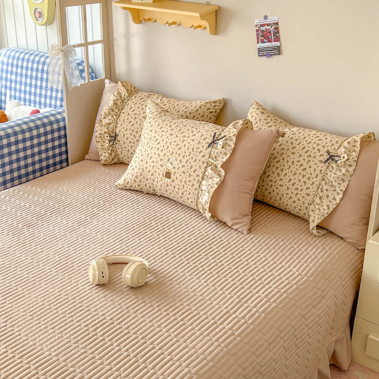 91家纺网 家纺一手货源 找家纺 美梦家纺 2026春夏新款加厚云感棉床盖四件套 织梦时光