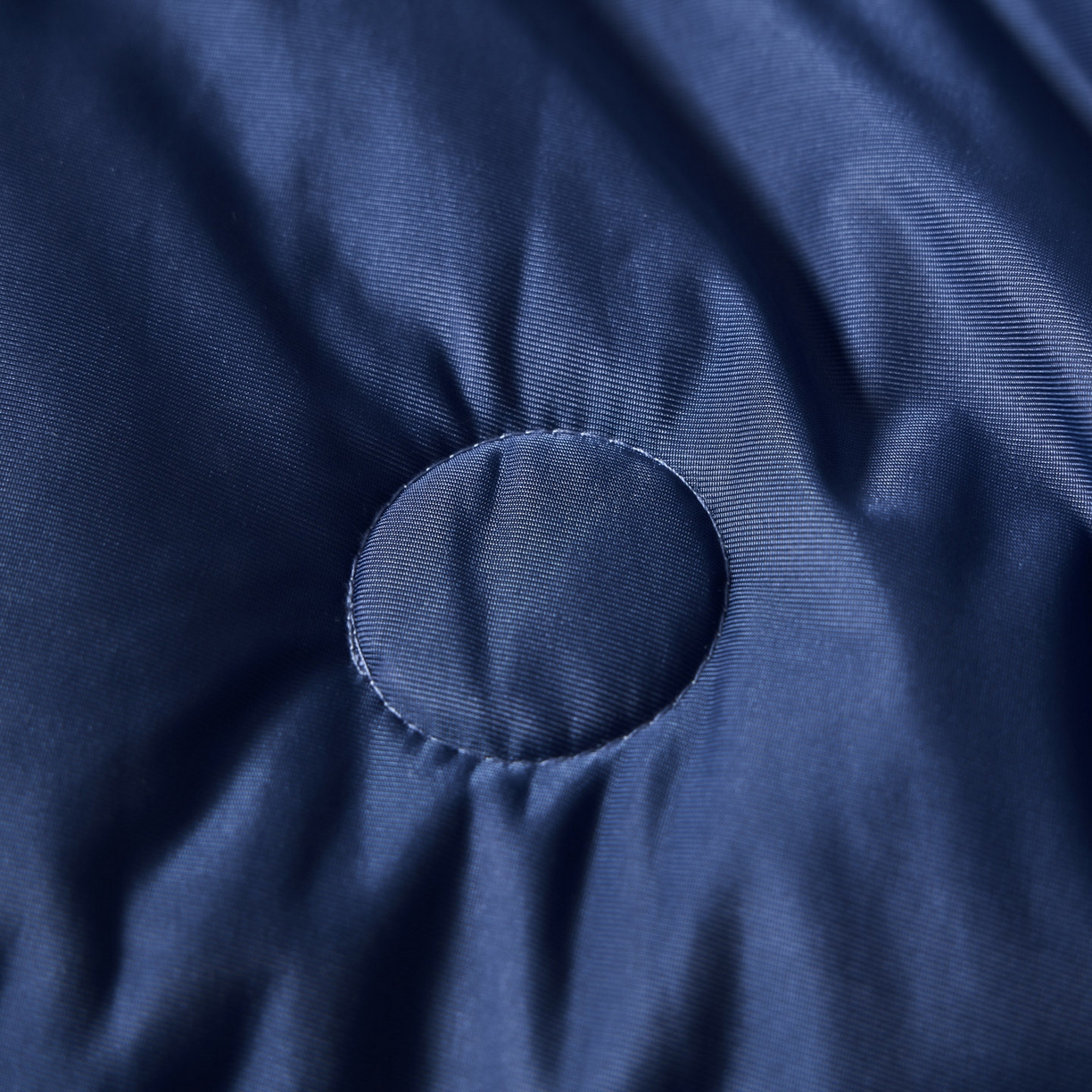 91家纺网 家纺一手货源 找家纺 吾诺家居 2026新款冰爽系列-凉感丝夏被四件套 蔚蓝