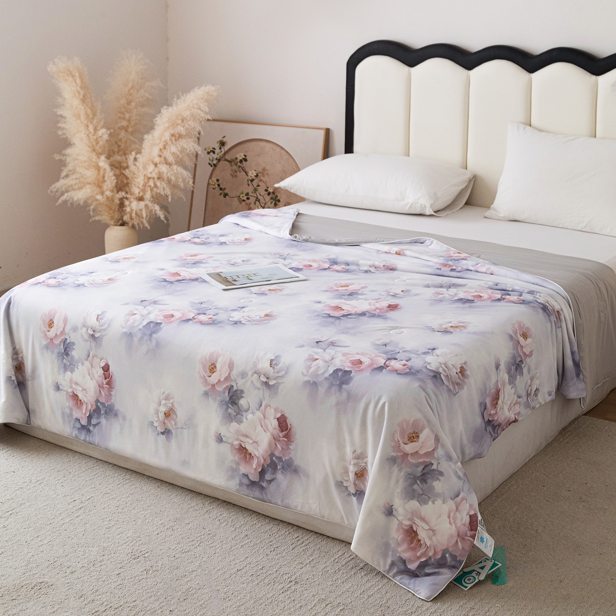 91家纺网 家纺一手货源 找家纺 亿莱鑫 2026新款数码印花凉感丝夏被 花陌语