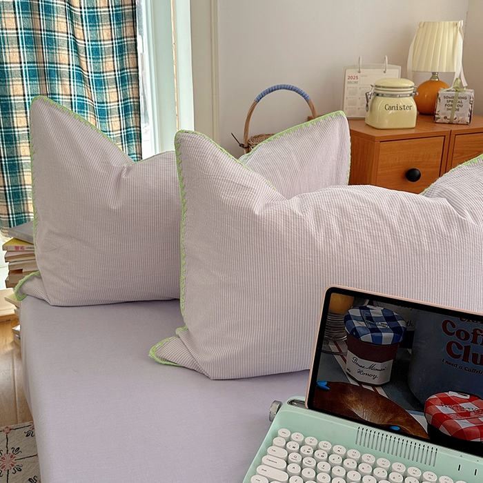 91家纺网 家纺一手货源 找家纺 桃子家居 2026新款A类纯棉色织水洗棉韩系奶油撞色格子三角针贝壳边工艺四件套系列 棉三角针-紫雾芋泥