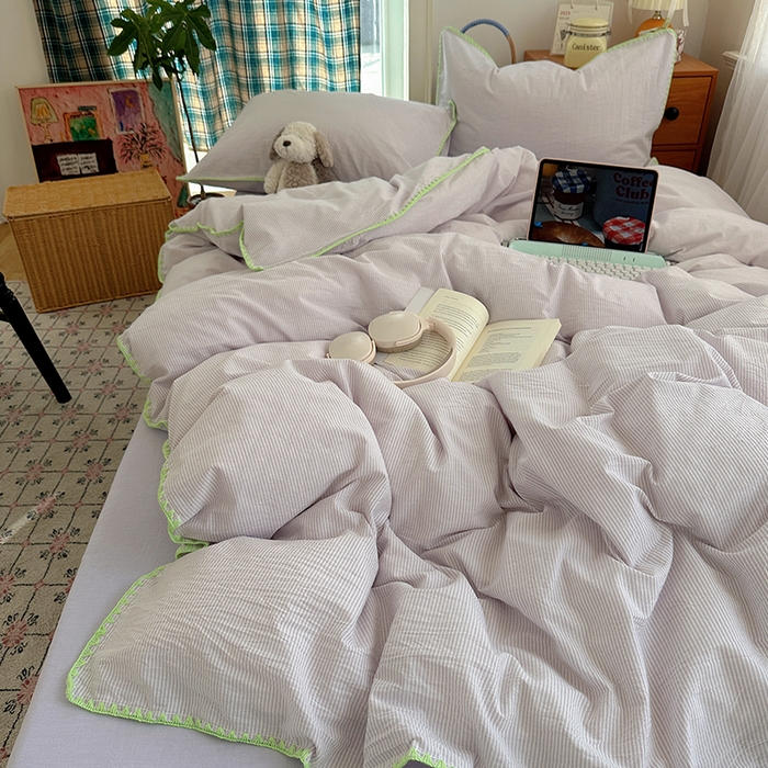 91家纺网 家纺一手货源 找家纺 桃子家居 2026新款A类纯棉色织水洗棉韩系奶油撞色格子三角针贝壳边工艺四件套系列 棉三角针-紫雾芋泥