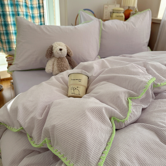 91家纺网 家纺一手货源 找家纺 桃子家居 2026新款A类纯棉色织水洗棉韩系奶油撞色格子三角针贝壳边工艺四件套系列 棉三角针-紫雾芋泥