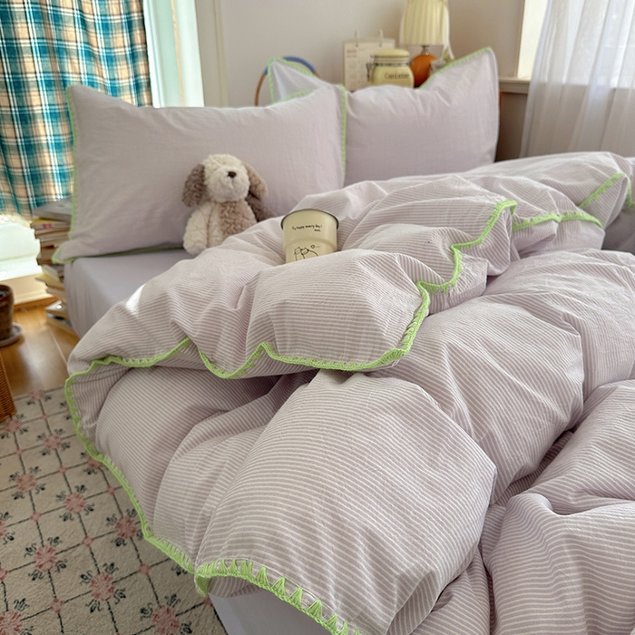 91家纺网 家纺一手货源 找家纺 桃子家居 2026新款A类纯棉色织水洗棉韩系奶油撞色格子三角针贝壳边工艺四件套系列 棉三角针-紫雾芋泥