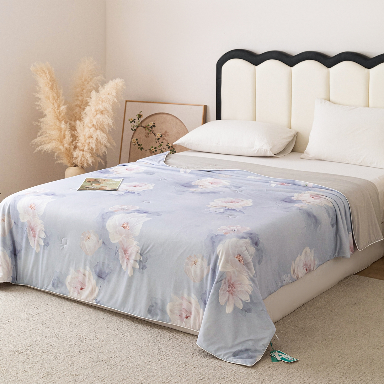 91家纺网 家纺一手货源 找家纺 亿莱鑫 2026新款数码印花凉感丝夏被 花样芬芳-蓝