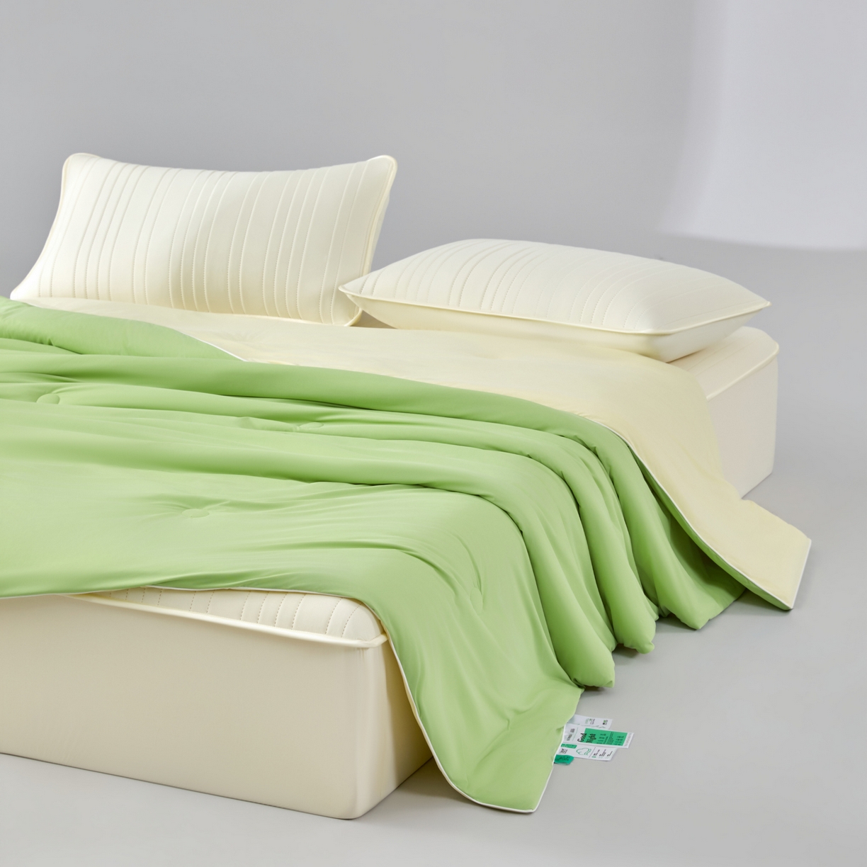 91家纺网 家纺一手货源 找家纺 吾诺家居 吾诺 2026 真凉感 真锦氨 锦氨凉感夏被四件套 锦纶凉感丝夏凉被 - 冰皮系列 冰皮翠绿