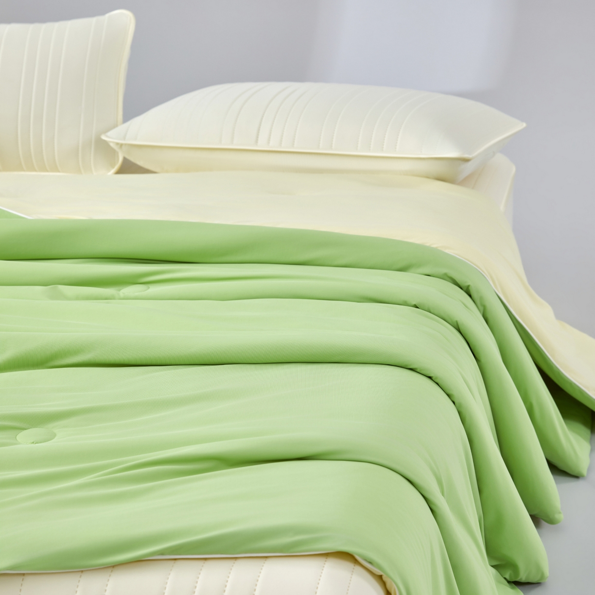 91家纺网 家纺一手货源 找家纺 吾诺家居 吾诺 2026 真凉感 真锦氨 锦氨凉感夏被四件套 锦纶凉感丝夏凉被 - 冰皮系列 冰皮翠绿