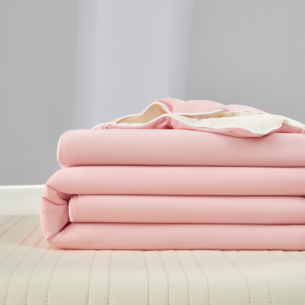 91家纺网 家纺一手货源 找家纺 吾诺家居 吾诺 2026 真凉感 真锦氨 锦氨凉感夏被四件套 锦纶凉感丝夏凉被 - 冰皮系列 冰皮粉玉