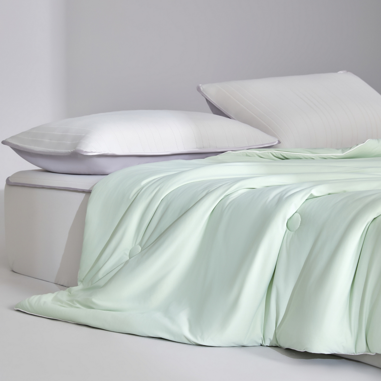 91家纺网 家纺一手货源 找家纺 吾诺家居 吾诺 2026 真凉感 真锦氨 锦氨凉感夏被四件套 锦纶凉感丝夏凉被 - 冰皮系列 冰皮清凉绿