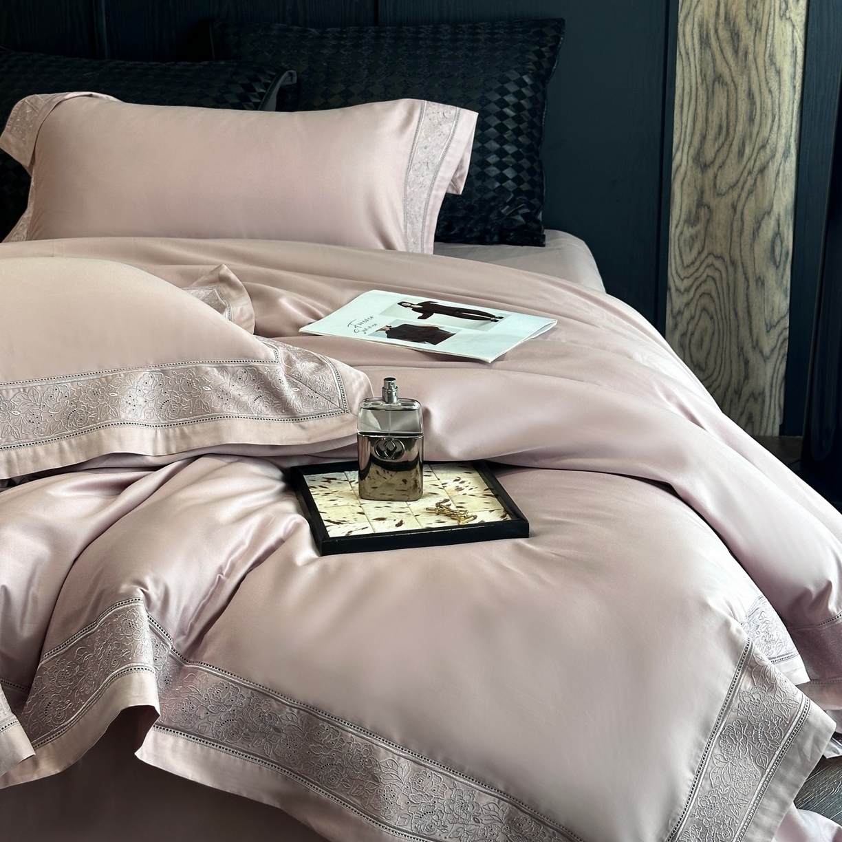 91家纺网 家纺一手货源 找家纺 （总）南泉坊 2026新款长绒棉纯棉镂空花边拼角四件套-奥斯丁