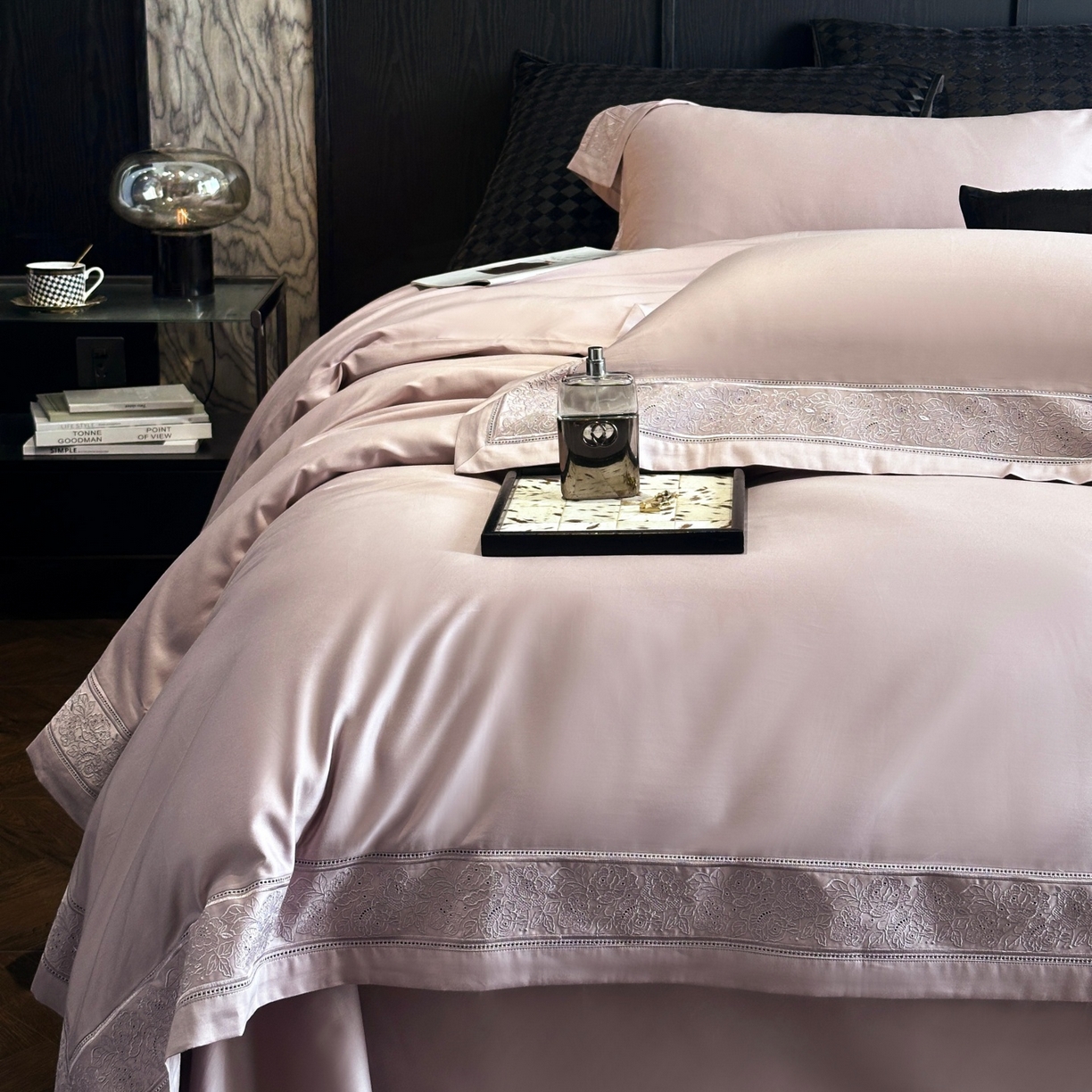 91家纺网 家纺一手货源 找家纺 南泉坊 2026新款长绒棉纯棉镂空花边拼角四件套-奥斯丁 奥斯丁—梦幻紫