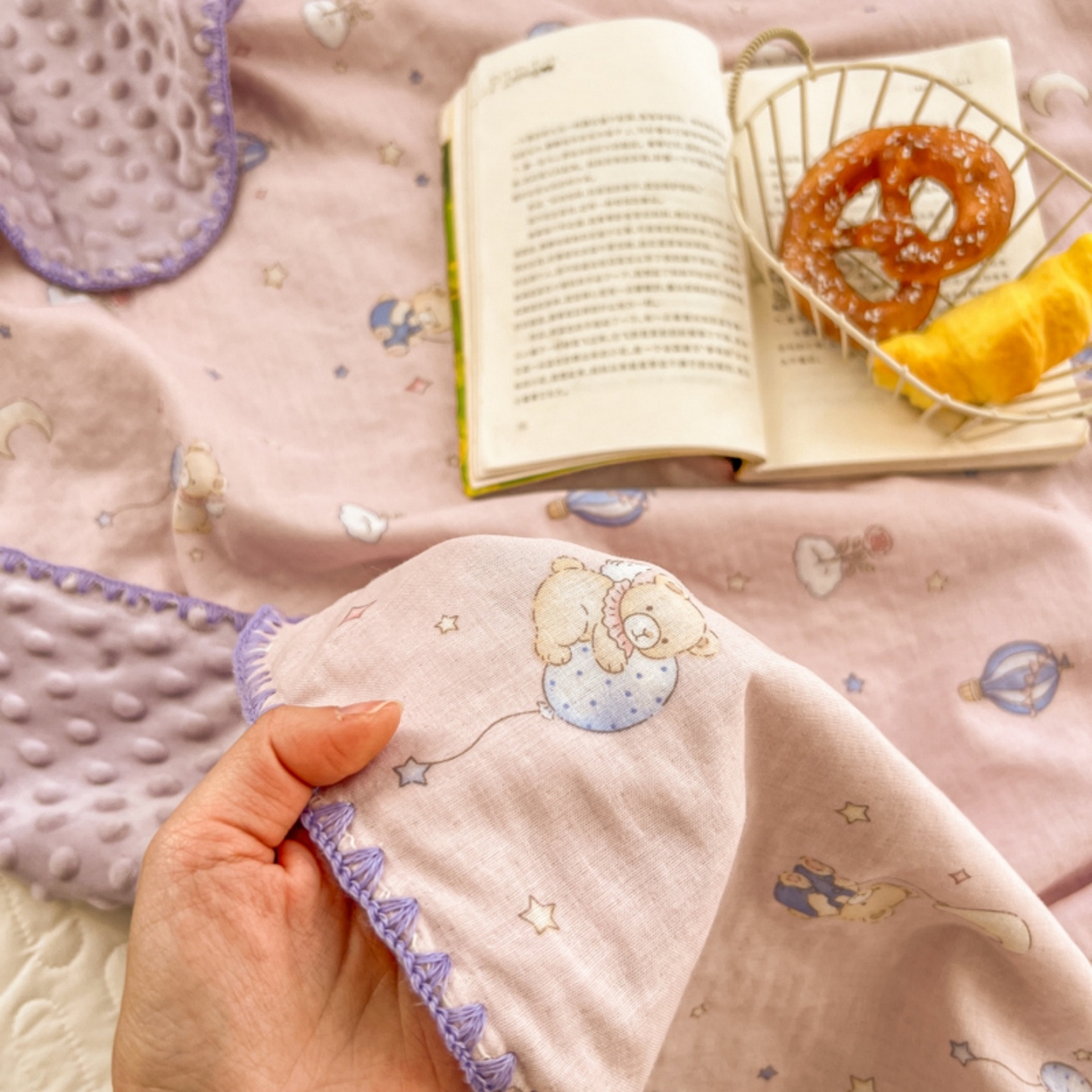 91家纺网 家纺一手货源 找家纺 十里居 2026春夏新款A类母婴级全棉纯棉双层纱多功能豆豆盖毯毛毯毯子 气球小熊