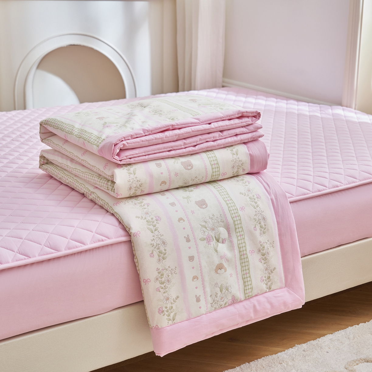 91家纺网 家纺一手货源 找家纺 吾秀家居 吾诺 2026新款 12868全棉印花棉花夏被四件套 全棉夏被四件套新疆棉花被 - 经典系列 粉色公主