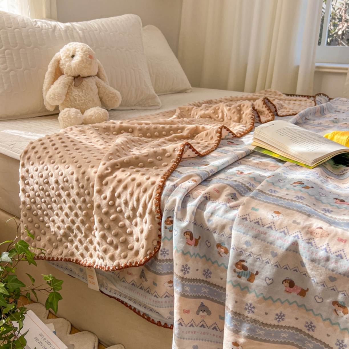 91家纺网 家纺一手货源 找家纺 十里居 2026春夏新款A类母婴级全棉纯棉双层纱多功能豆豆盖毯毛毯毯子 雪花小狗