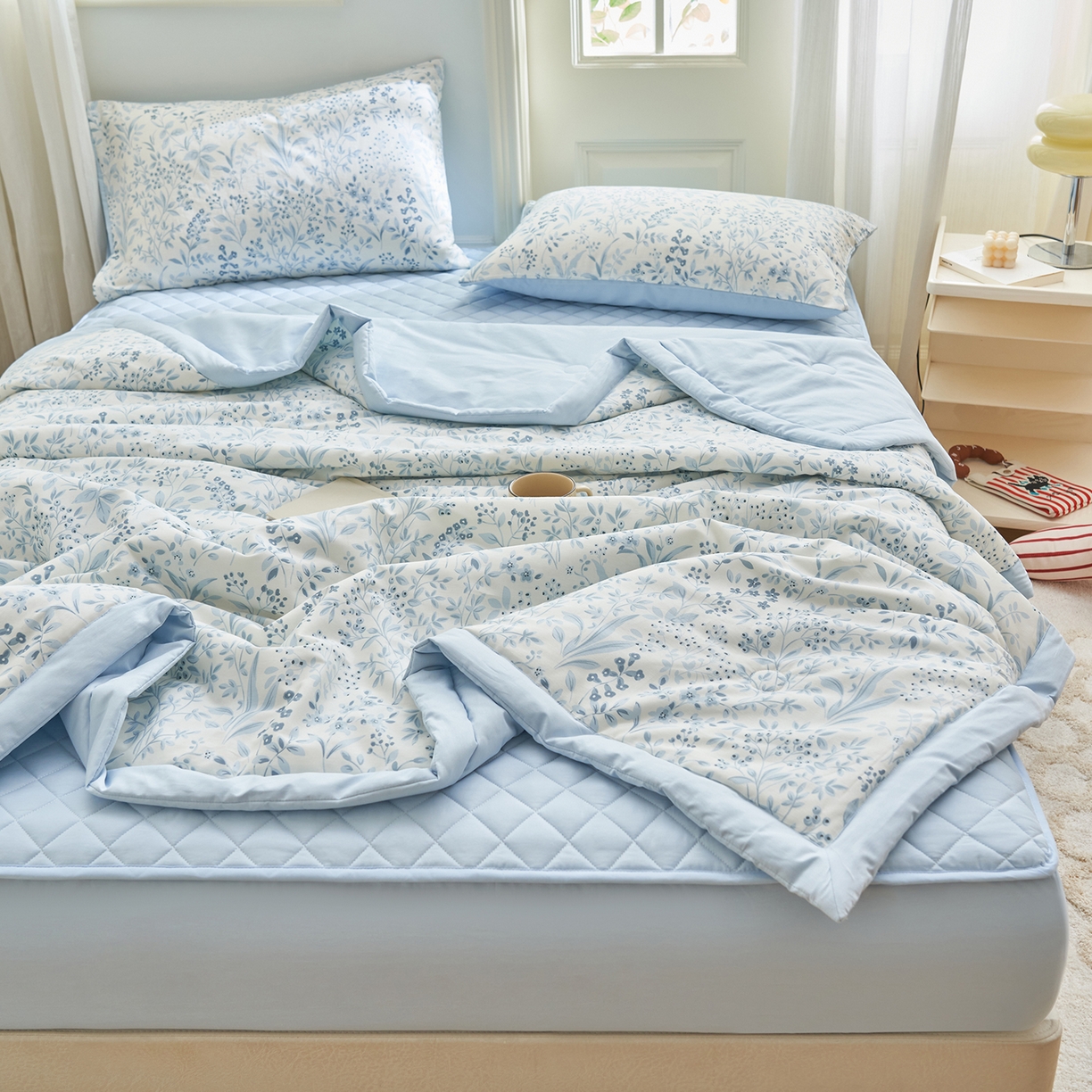91家纺网 家纺一手货源 找家纺 吾秀家居 吾诺 2026新款 12868全棉印花棉花夏被四件套 全棉夏被四件套新疆棉花被 - 经典系列 冰蓝小花