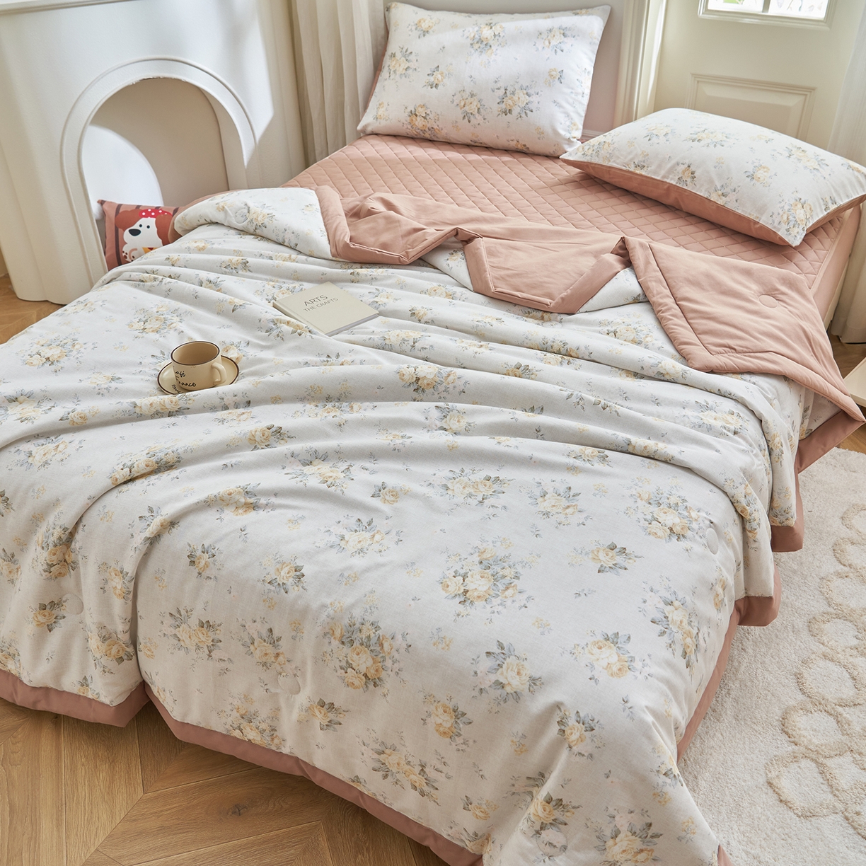 91家纺网 家纺一手货源 找家纺 吾秀家居 吾诺 2026新款 12868全棉印花棉花夏被四件套 全棉夏被四件套新疆棉花被 - 经典系列 焦糖玫瑰