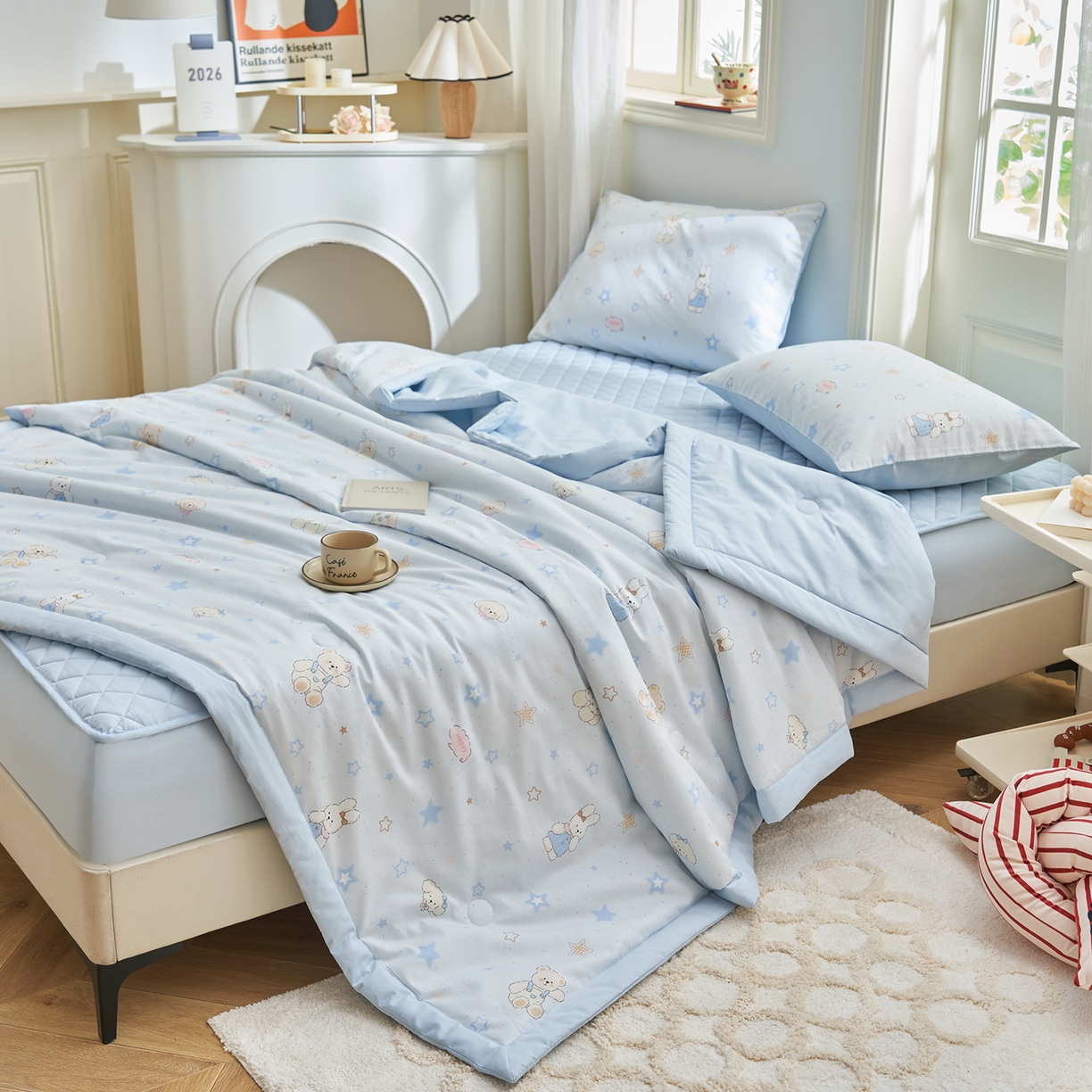 91家纺网 家纺一手货源 找家纺 吾秀家居 吾诺 2026新款 12868全棉印花棉花夏被四件套 全棉夏被四件套新疆棉花被 - 经典系列 蓝星小熊