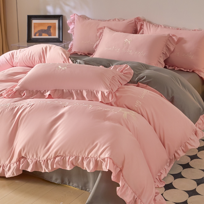 91家纺网 家纺一手货源 找家纺 千希家纺 2026新款130克斜纹公主风四件套-邂逅系列 邂逅-蜜桃灰