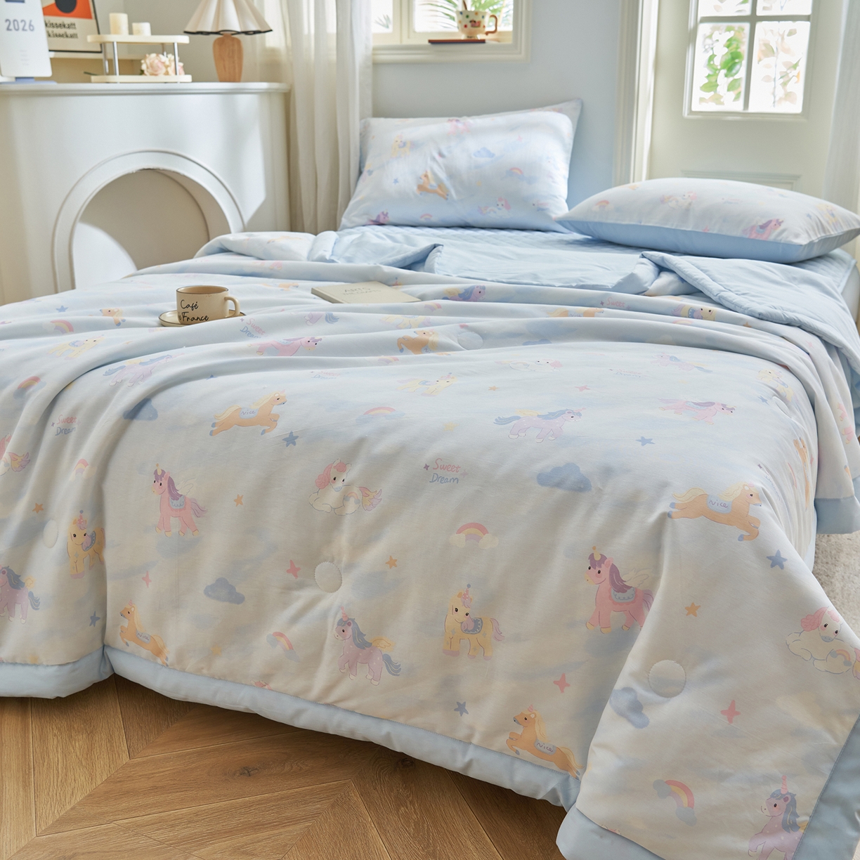 91家纺网 家纺一手货源 找家纺 吾秀家居 吾诺 2026新款 12868全棉印花棉花夏被四件套 全棉夏被四件套新疆棉花被 - 经典系列 梦幻小马