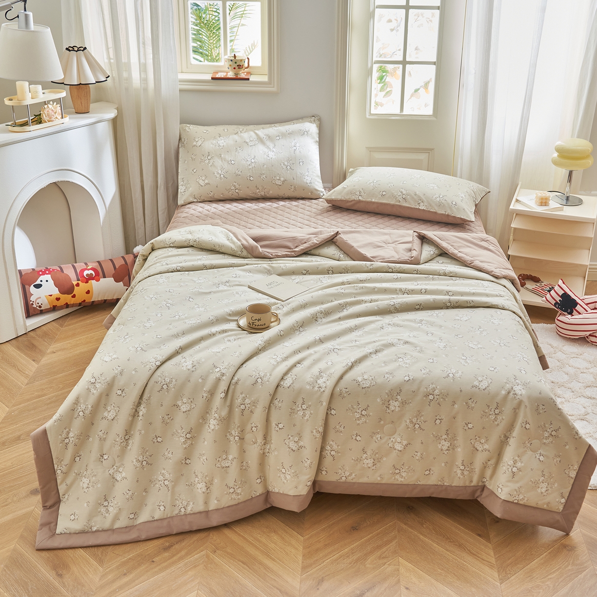 91家纺网 家纺一手货源 找家纺 吾秀家居 吾诺 2026新款 12868全棉印花棉花夏被四件套 全棉夏被四件套新疆棉花被 - 经典系列 米杏繁花