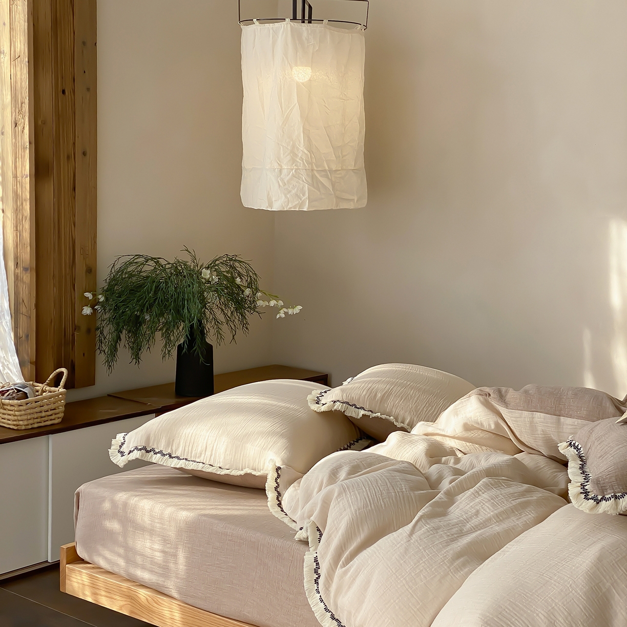 91家纺网 家纺一手货源 找家纺 （总）水云缦 2026新款全棉皱皱纱流苏花边四件套-奶白咖