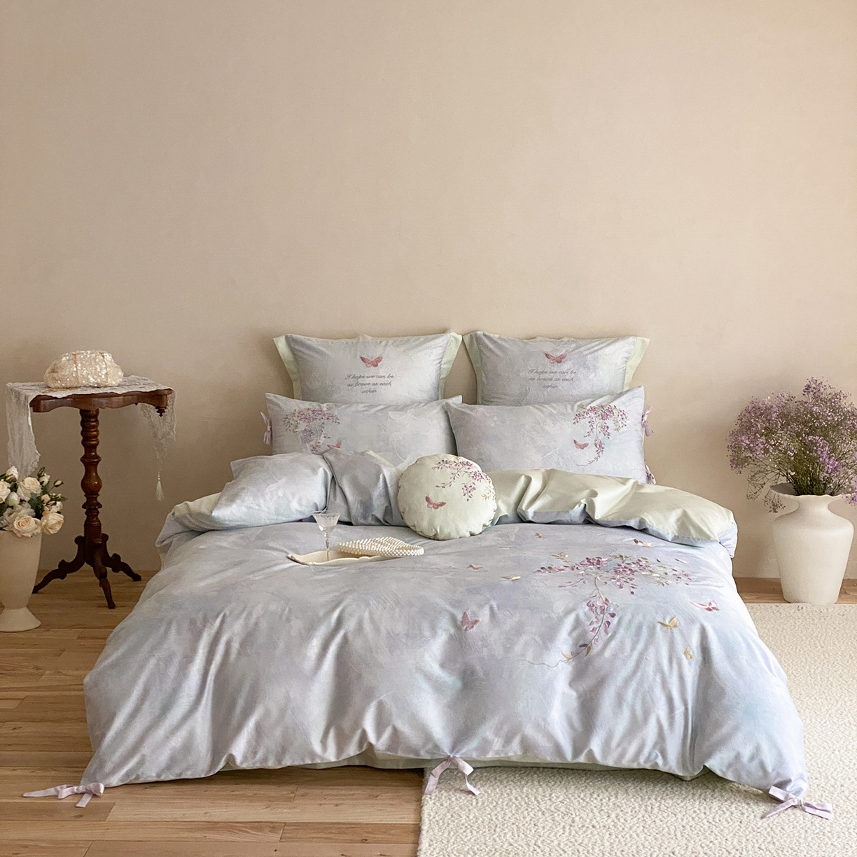 91家纺网 家纺一手货源 找家纺 水云缦 2026春季新品100S长绒棉印加绣系列四件套--紫藤 紫藤-雾蓝