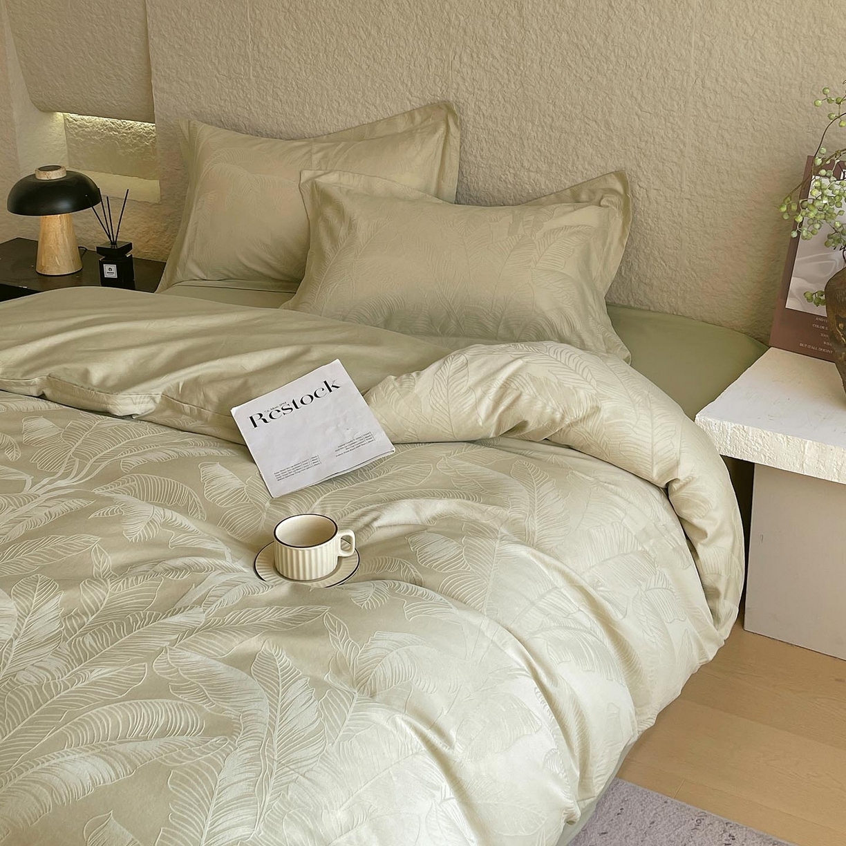 91家纺网 家纺一手货源 找家纺 宜家坊 2026新款A类全棉纯棉亮面浮雕提花四件套 焦野-奶绿