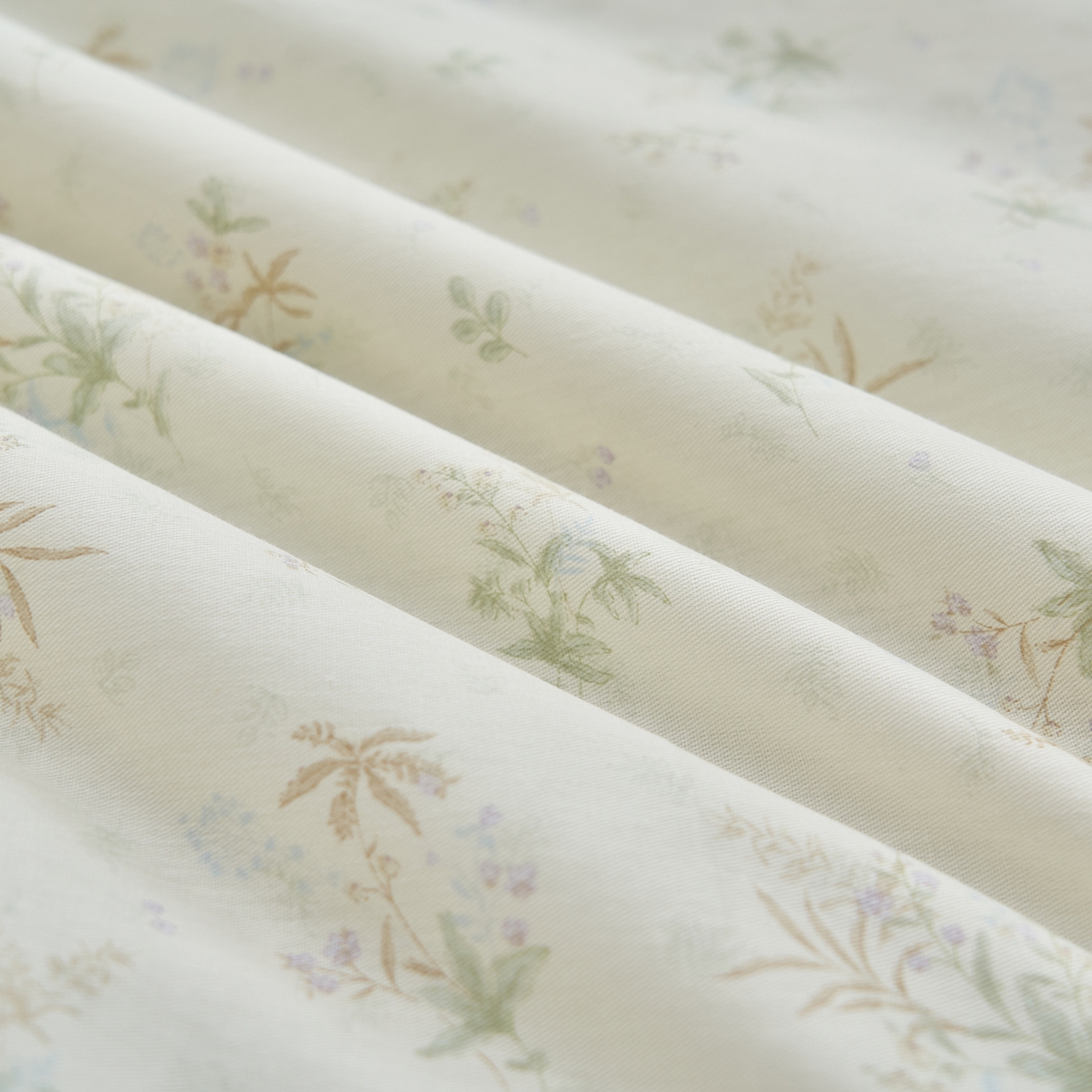 91家纺网 家纺一手货源 找家纺 吾秀家居 吾诺 2026新款 12868全棉印花棉花夏被四件套 全棉夏被四件套新疆棉花被 - 经典系列 浅春织叶