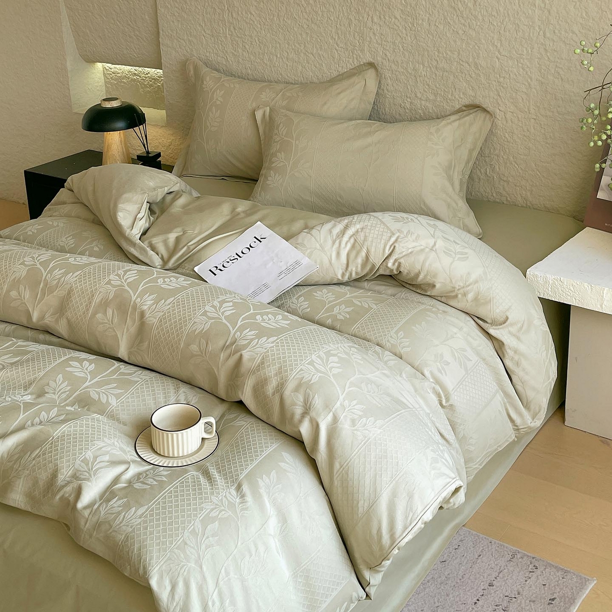91家纺网 家纺一手货源 找家纺 宜家坊 2026新款A类全棉纯棉亮面浮雕提花四件套 芊芊叶语-奶绿