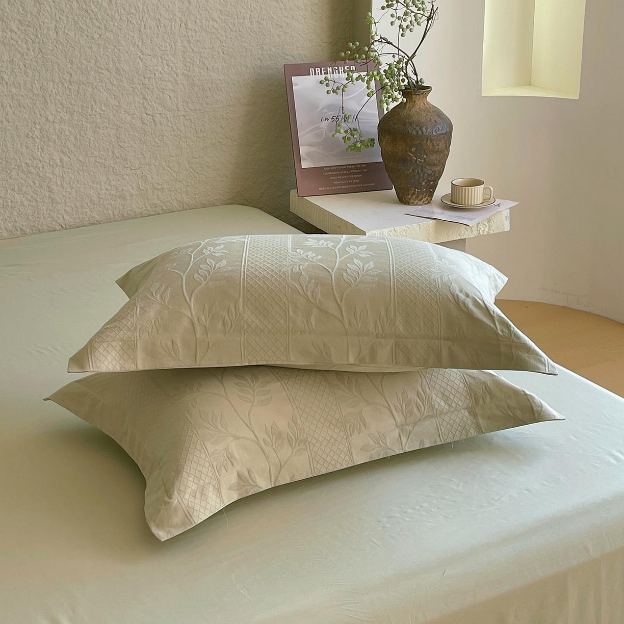91家纺网 家纺一手货源 找家纺 宜家坊 2026新款A类全棉纯棉亮面浮雕提花四件套 芊芊叶语-奶绿
