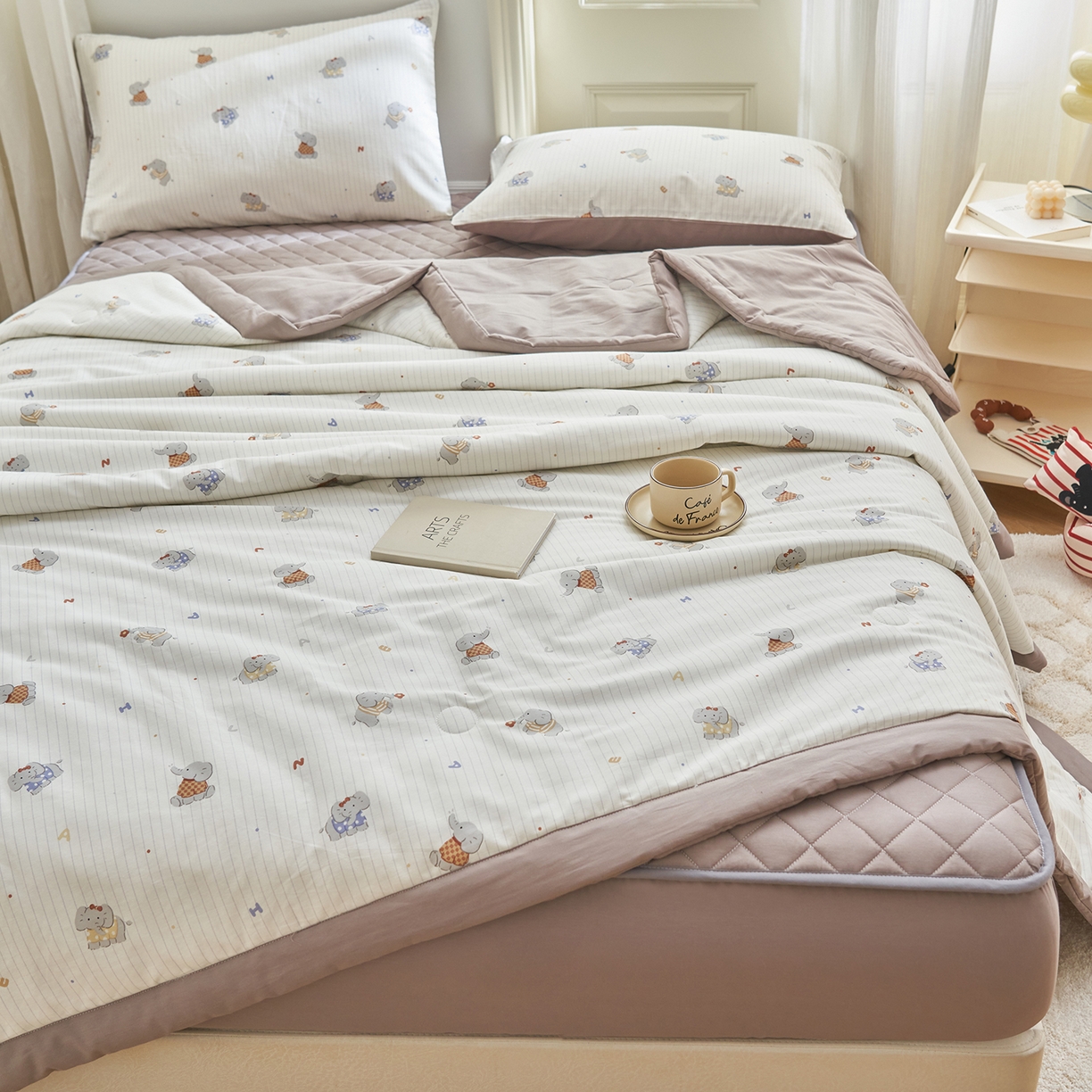 91家纺网 家纺一手货源 找家纺 吾秀家居 吾诺 2026新款 12868全棉印花棉花夏被四件套 全棉夏被四件套新疆棉花被 - 经典系列 小象乐园