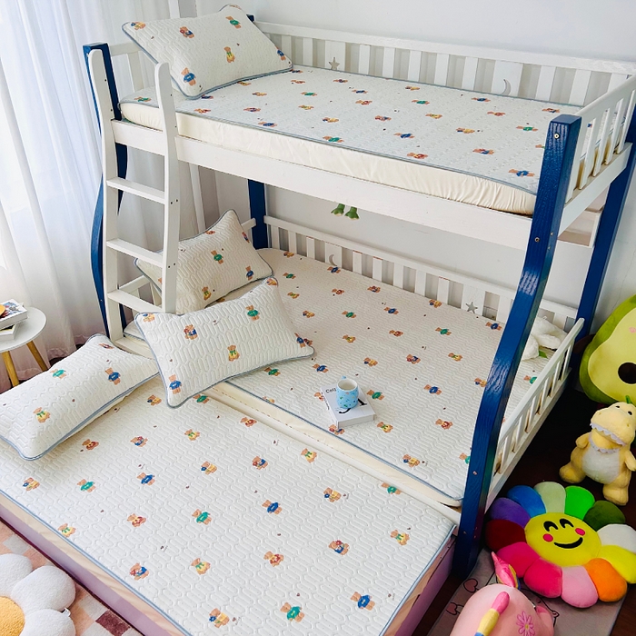 91家纺网 家纺一手货源 找家纺 小虾米 2026新款凉感丝乳胶凉席上下床床笠 小熊点点