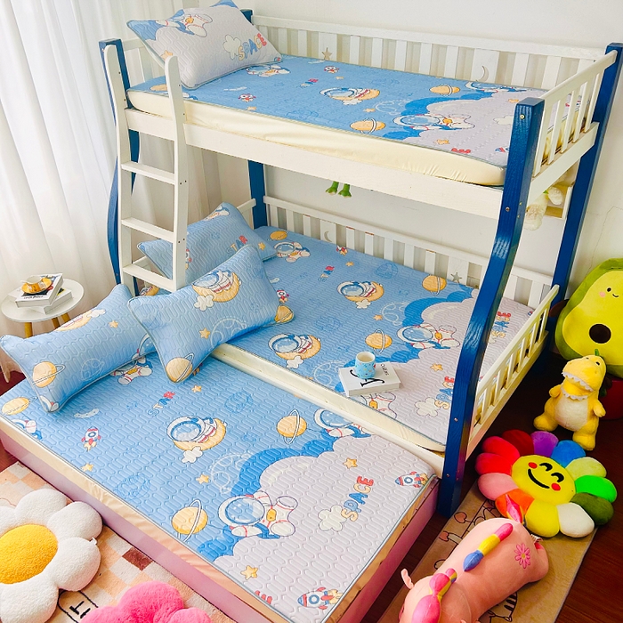 91家纺网 家纺一手货源 找家纺 小虾米 2026新款凉感丝乳胶凉席上下床床笠 宇航员