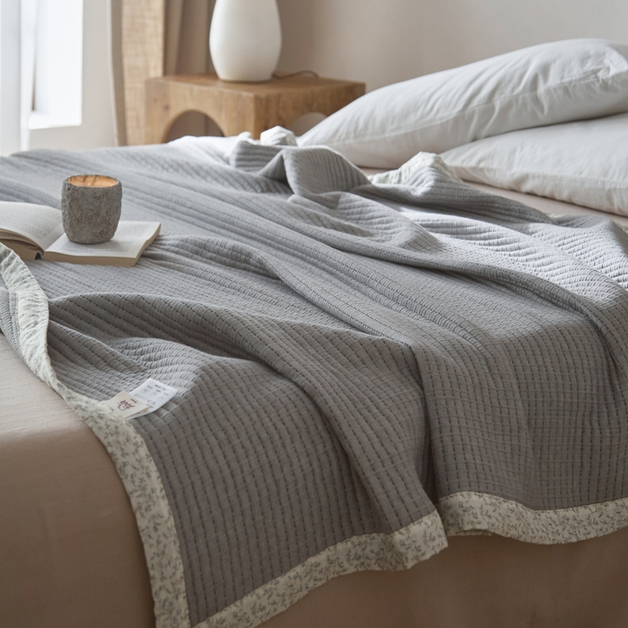 91家纺网 家纺一手货源 找家纺 大彩家居 2026春夏新款全棉多功能夏被夏凉被空调被 深灰色