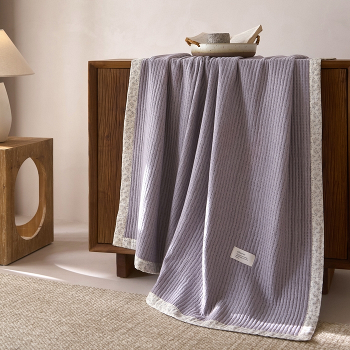 91家纺网 家纺一手货源 找家纺 大彩家居 2026春夏新款全棉多功能夏被夏凉被空调被 淡紫色