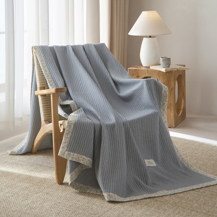 91家纺网 家纺一手货源 找家纺 大彩家居 2026春夏新款全棉多功能夏被夏凉被空调被 雾霾蓝