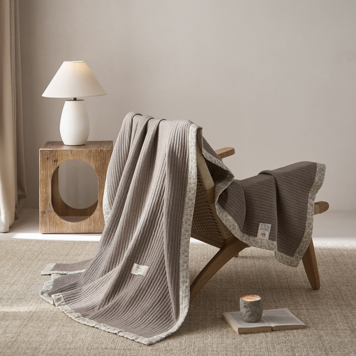 91家纺网 家纺一手货源 找家纺 大彩家居 2026春夏新款全棉多功能夏被夏凉被空调被 水泥灰