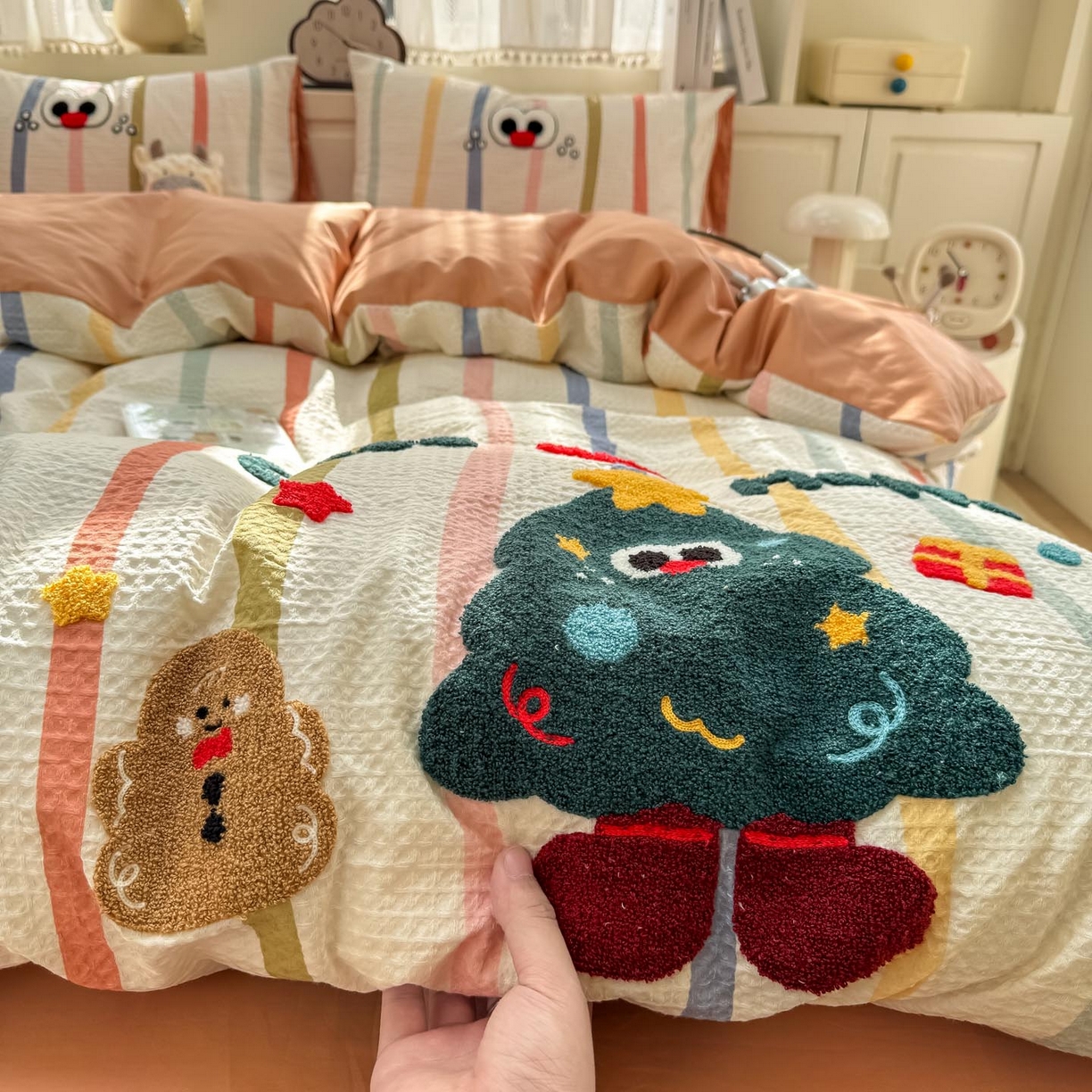 91家纺网 家纺一手货源 找家纺 宜家坊 2026新款全棉纯棉华夫格毛巾绣四件套 彩色日记