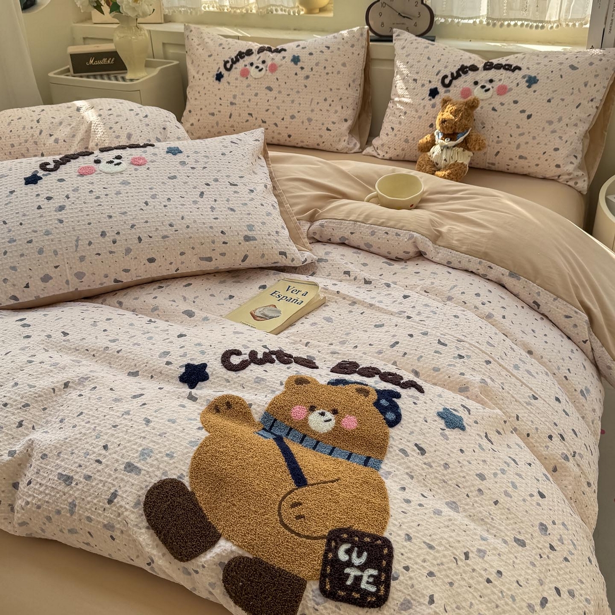 91家纺网 家纺一手货源 找家纺 宜家坊 2026新款全棉纯棉华夫格毛巾绣四件套 嘟嘟熊