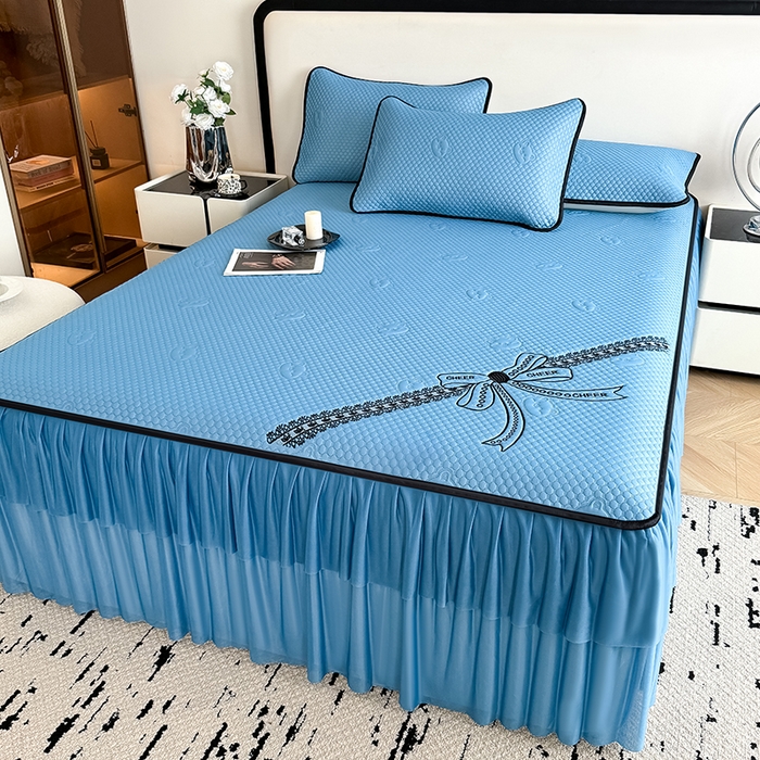 91家纺网 家纺一手货源 找家纺 （总）卡罗兰 2026新款豆豆冰丝凉席夏被复合三明治蝴蝶结床裙三件四件套