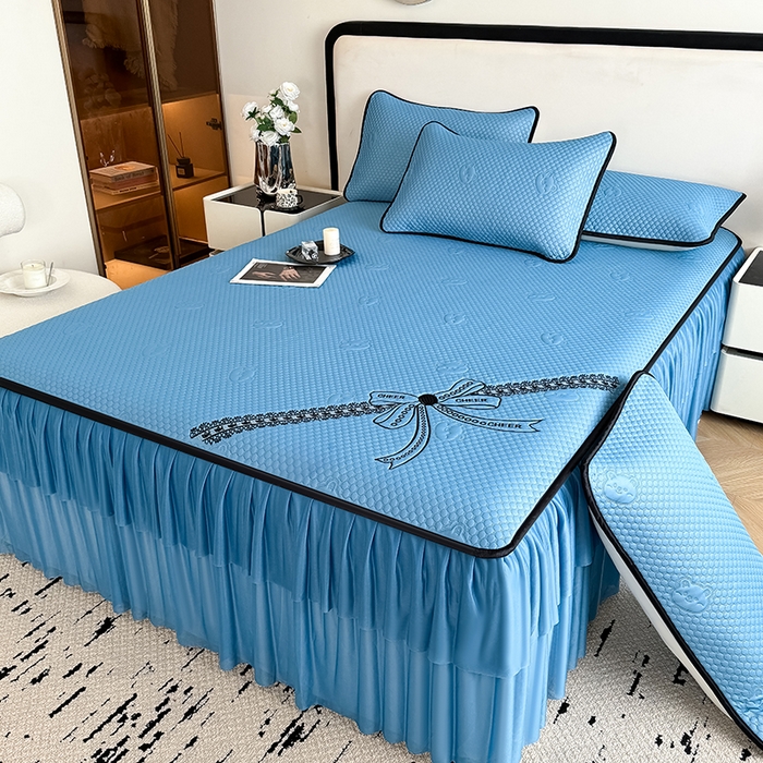 91家纺网 家纺一手货源 找家纺 （总）卡罗兰 2026新款豆豆冰丝凉席夏被复合三明治蝴蝶结床裙三件四件套