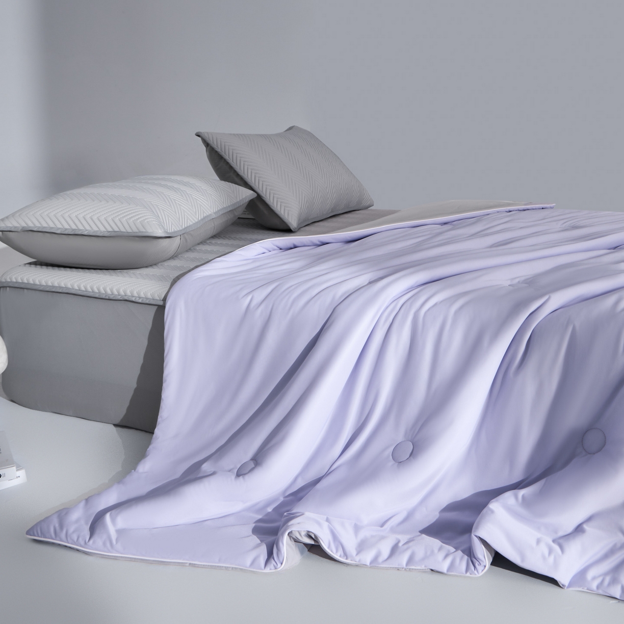 91家纺网 家纺一手货源 找家纺 吾秀家居 2026新款冰爽系列-凉感丝夏被四件套 秋紫