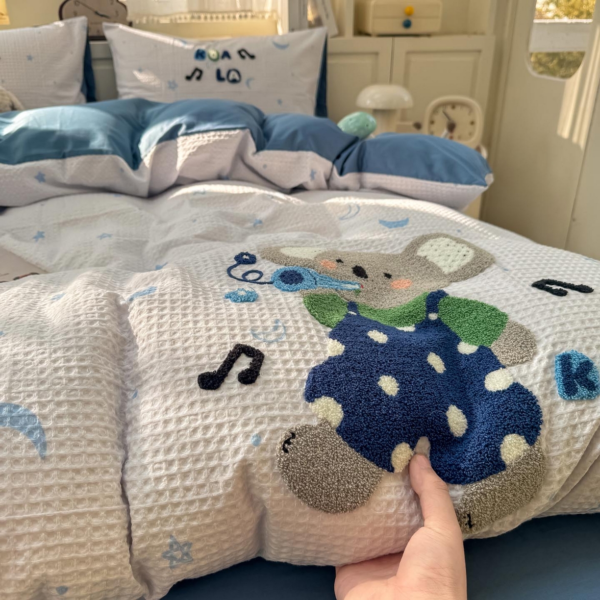 91家纺网 家纺一手货源 找家纺 宜家坊 2026新款全棉纯棉华夫格毛巾绣四件套 音乐派