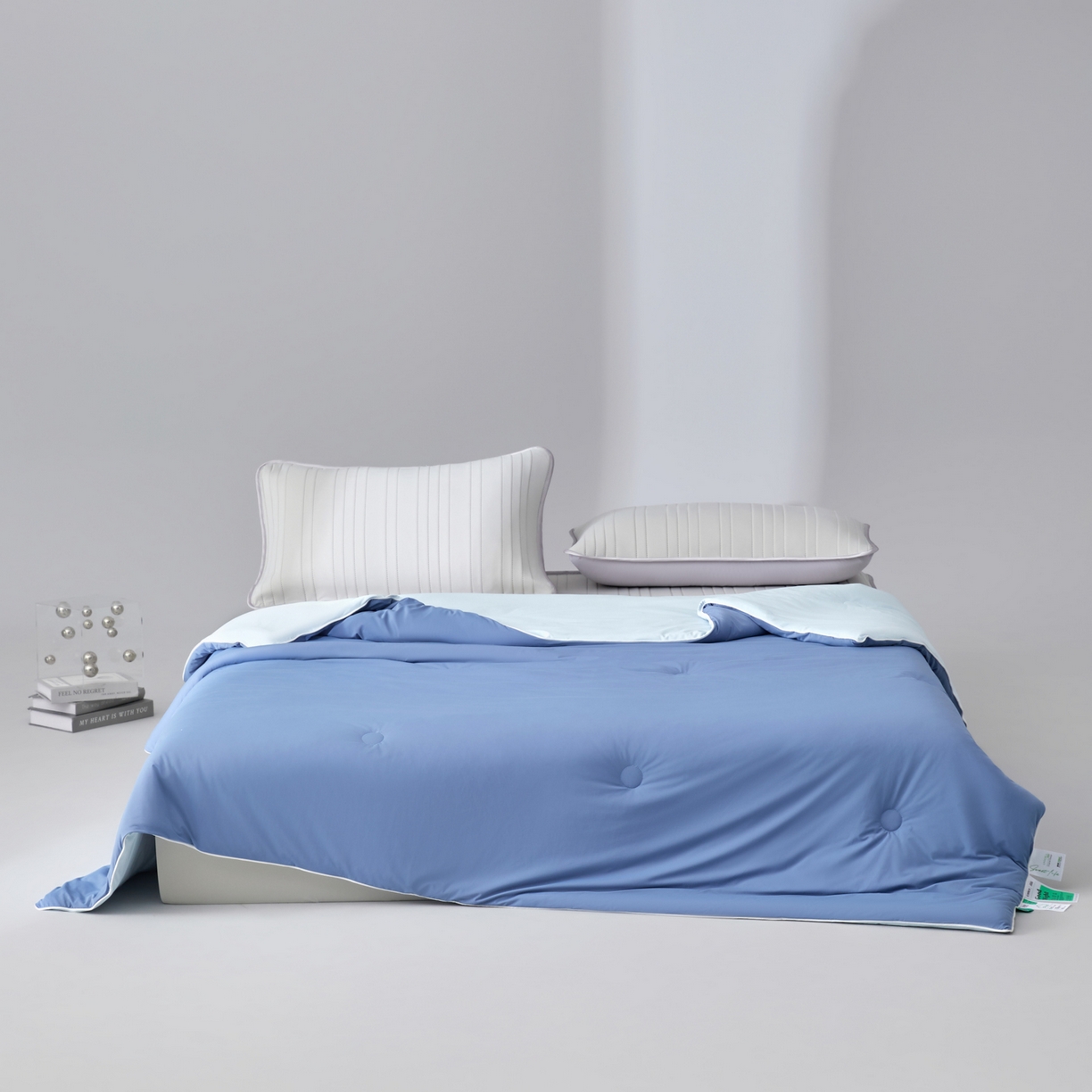 91家纺网 家纺一手货源 找家纺 吾秀家居 吾诺 2026 真凉感 真锦氨 锦氨凉感夏被四件套 锦纶凉感丝夏凉被 - 冰皮系列 冰皮宝蓝